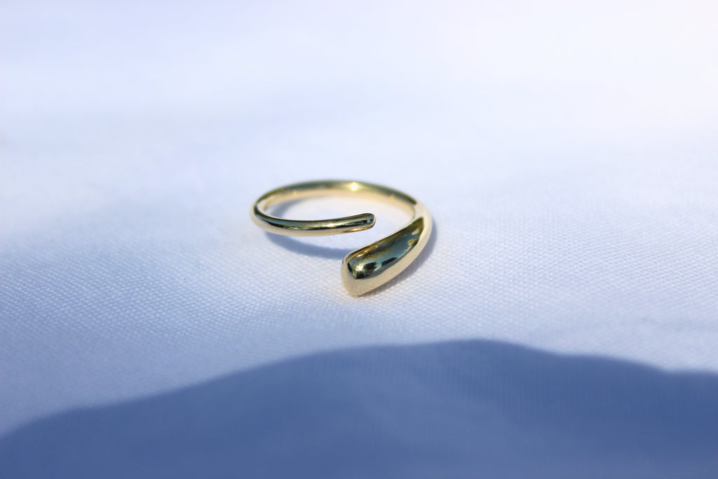 SWIRL RING