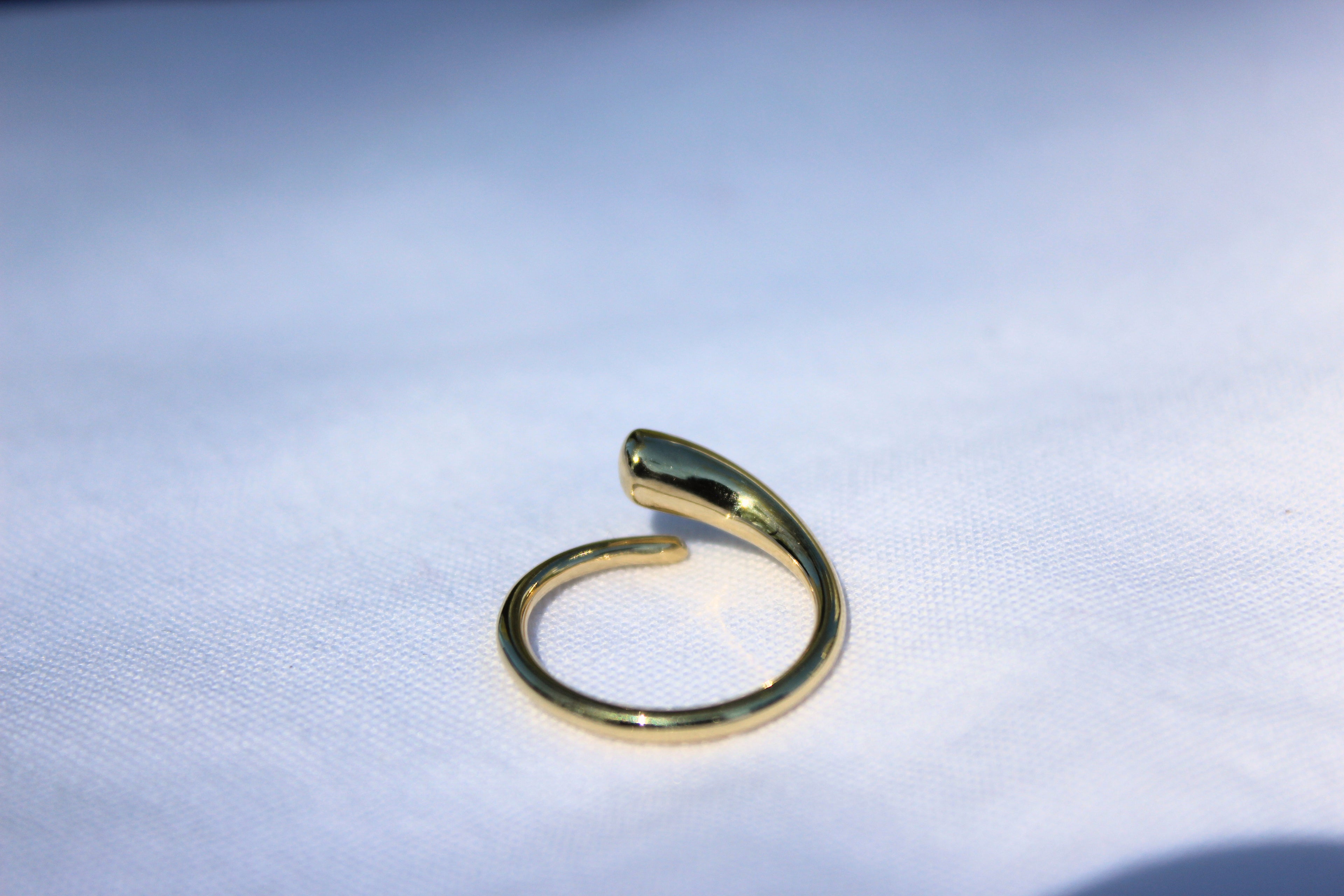 SWIRL RING